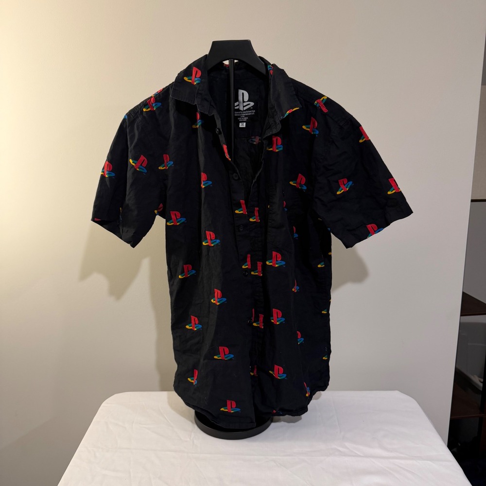 PlayStation Mens Black All Over Print Logo Button Down Short Sleeve Shirt M